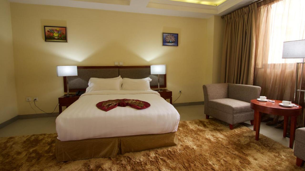 The Mosaic Hotel Addis Ababa Exteriör bild